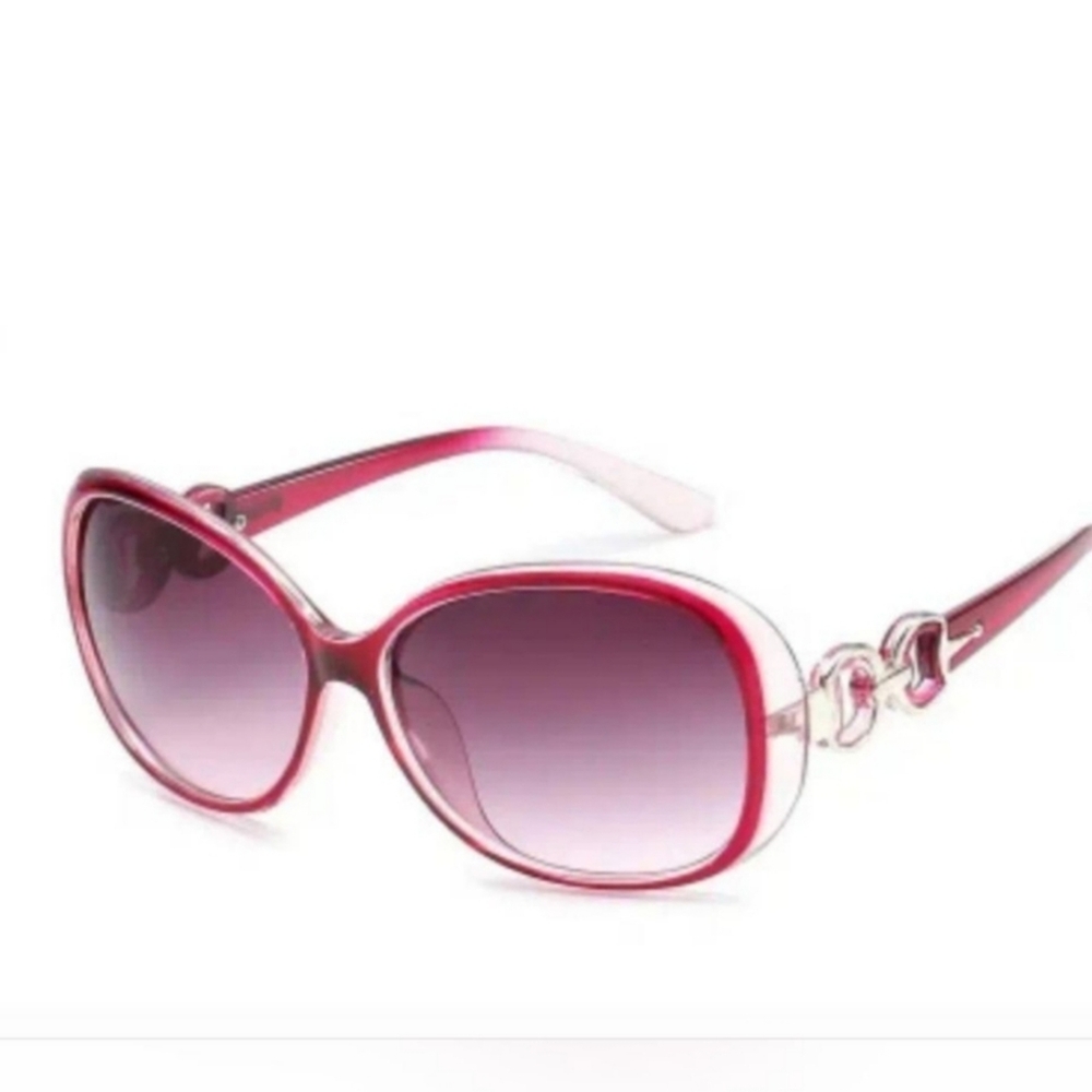 Elegant Pink Sunglasses